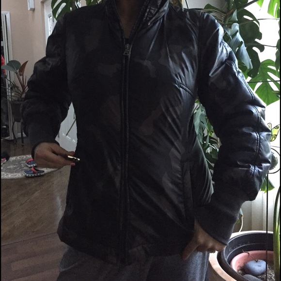 Prada jacket - Picture 4 of 4